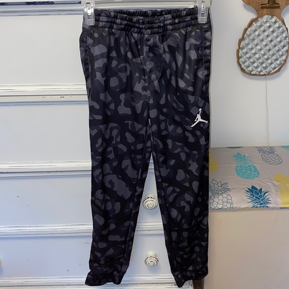 Jordan Other - Jordan Therma-Fit Youth Sweatpant Joggers